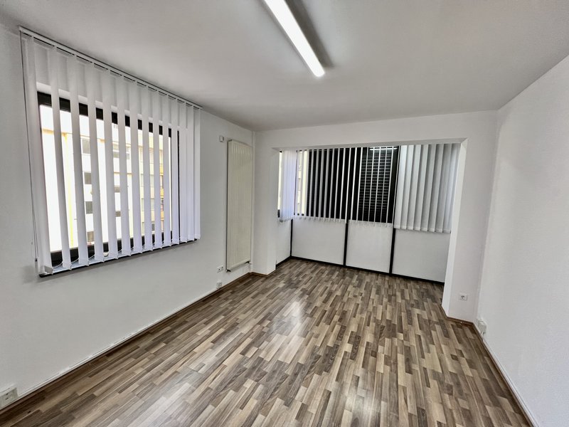 Aviatiei, Cartierul Francez, cladire exclusiv de birouri, zona Aurel Vlaicu